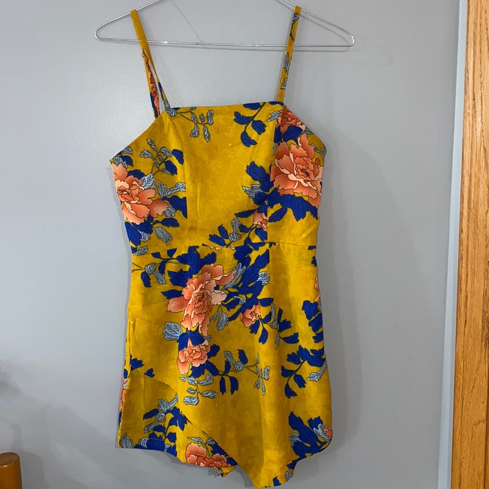 Selfie Leslie Dress/Romper XS